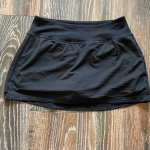 Super cute Zella skirt/shorts